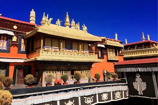 Exploring the Monasteries of Tibet: History, Culture, and Faith