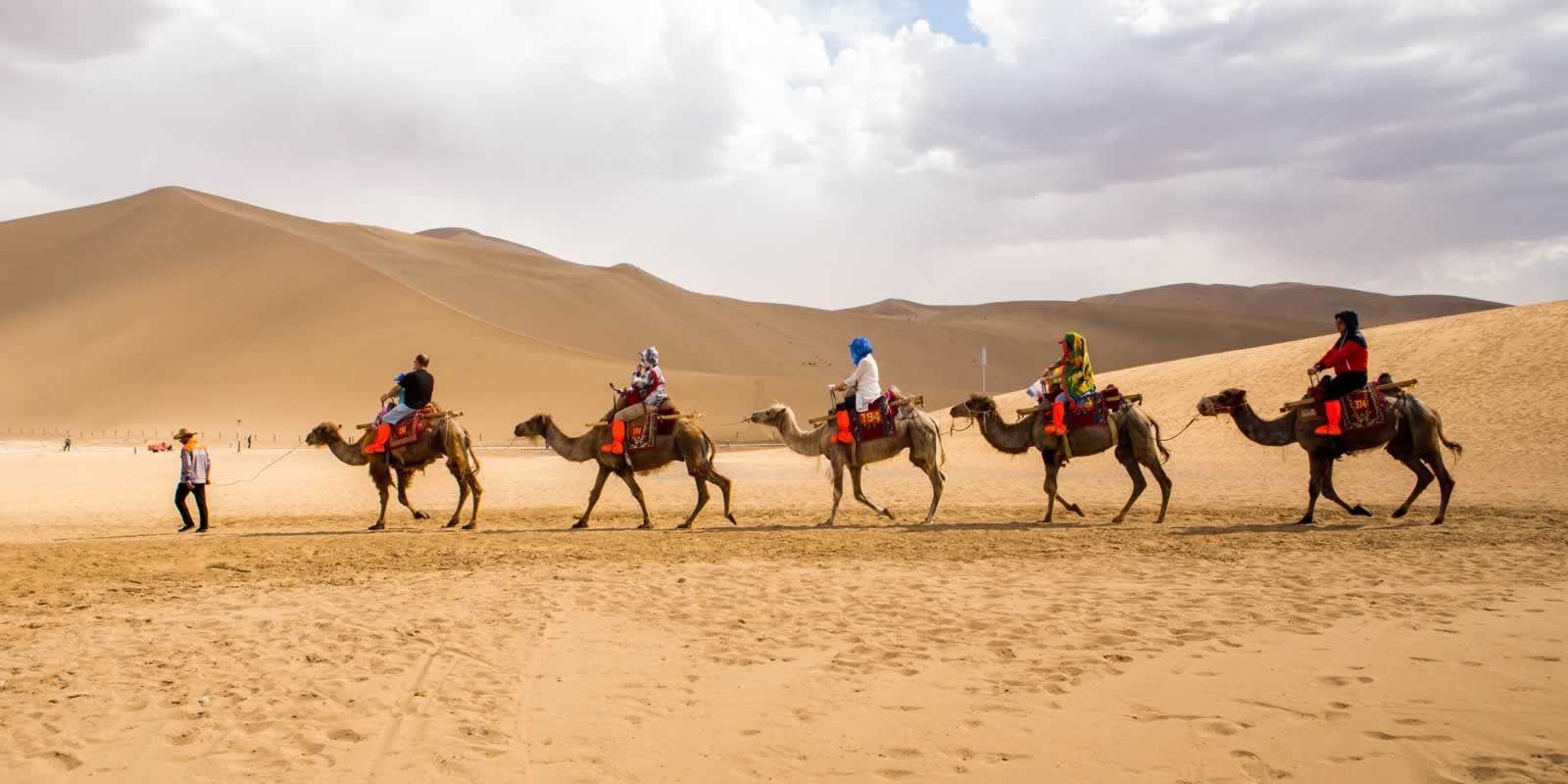 10-Day/13-Day Classic Silk Road Tour: Urumqi+Mogao Caves+Zhangye+Qinghai Lake+Tianchi Lake