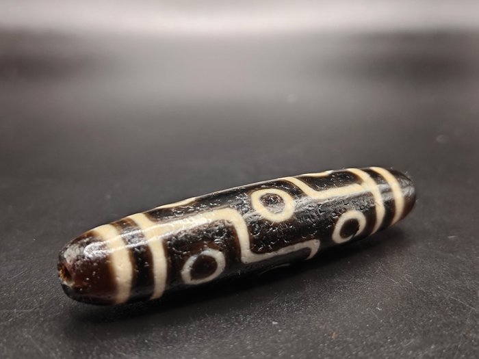What are Tibetan Dzi Beads? What are the taboos on wearing Dzi beads?