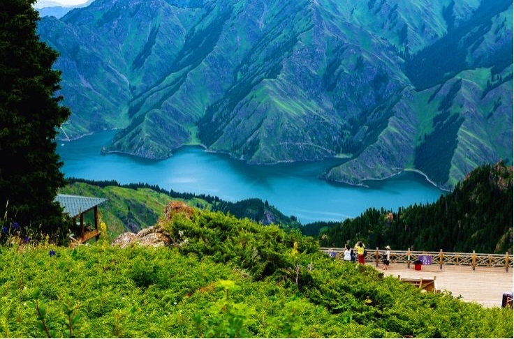 Northern Xinjiang Travel Guide: The Best Seasons and Attractions to Visit