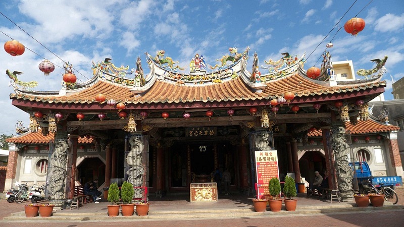 Lugang Temple
