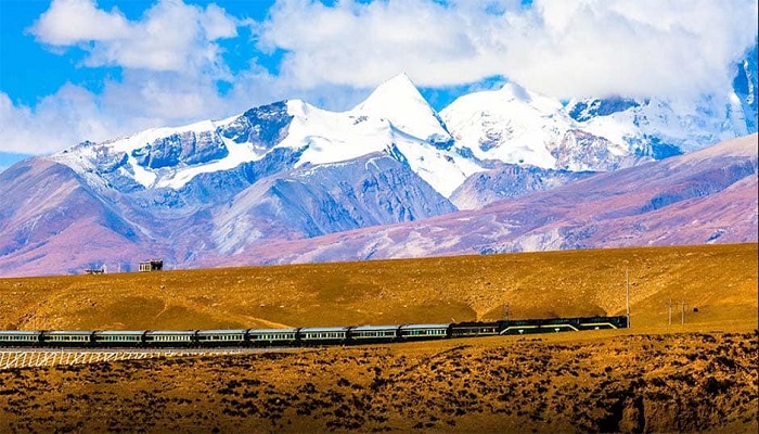 Lanzhou to Lhasa Train | Qinghai‑Tibet Railway Adventure