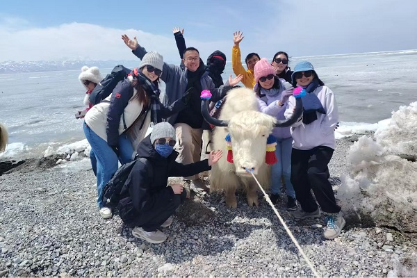 Packing for the Plateau: A Travel Guide to Clothing and Luggage for Tibet