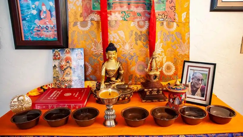 Etiquettes in Tibet: Embracing Timeless Traditions and Cultural Wisdom