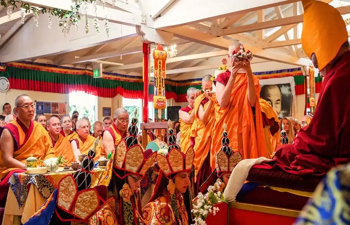 Lhabab Duchen Festival
