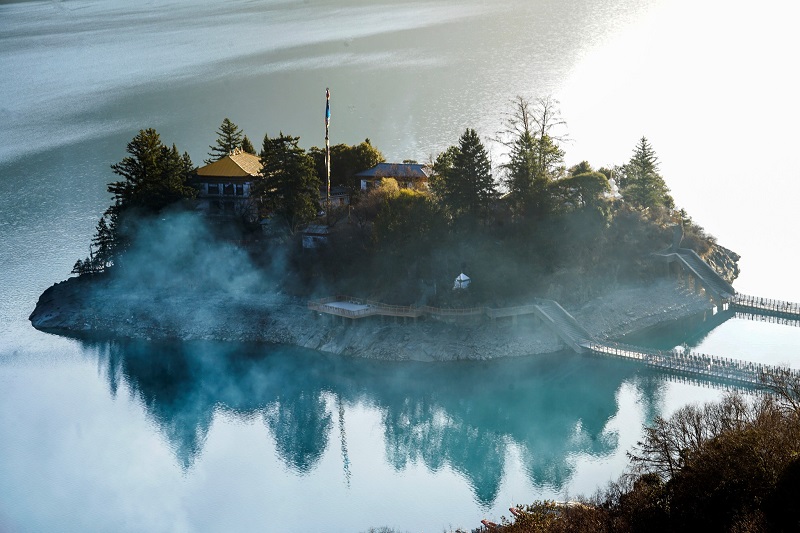 The Must-Visit Sacred and Scenic Lakes When Visiting Tibet