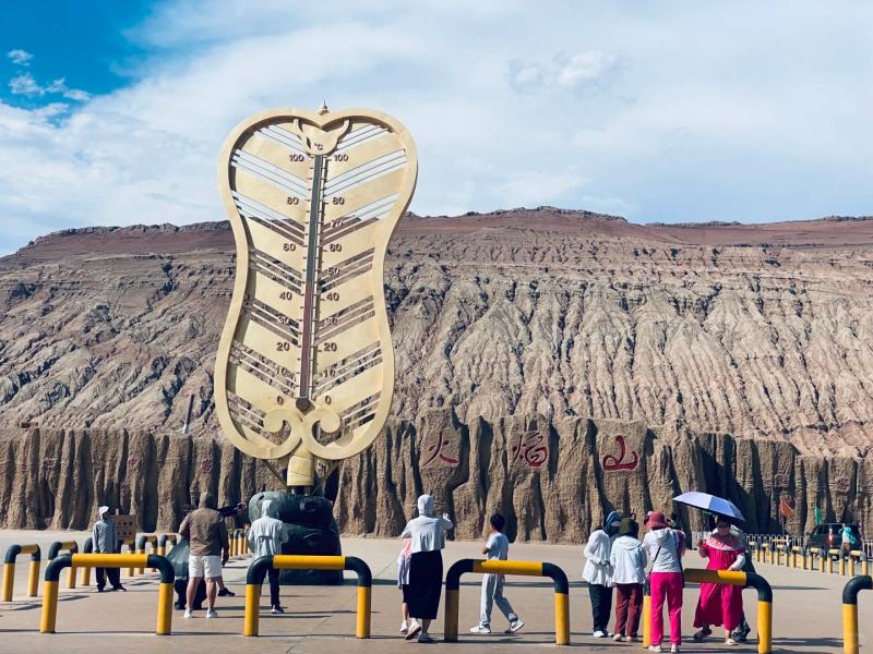 Best Places to Visit in Turpan :Jiaohe Ancient City,Grape Valleys & Desert Wonders