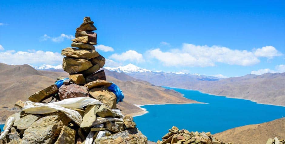 Yamdrok Lake