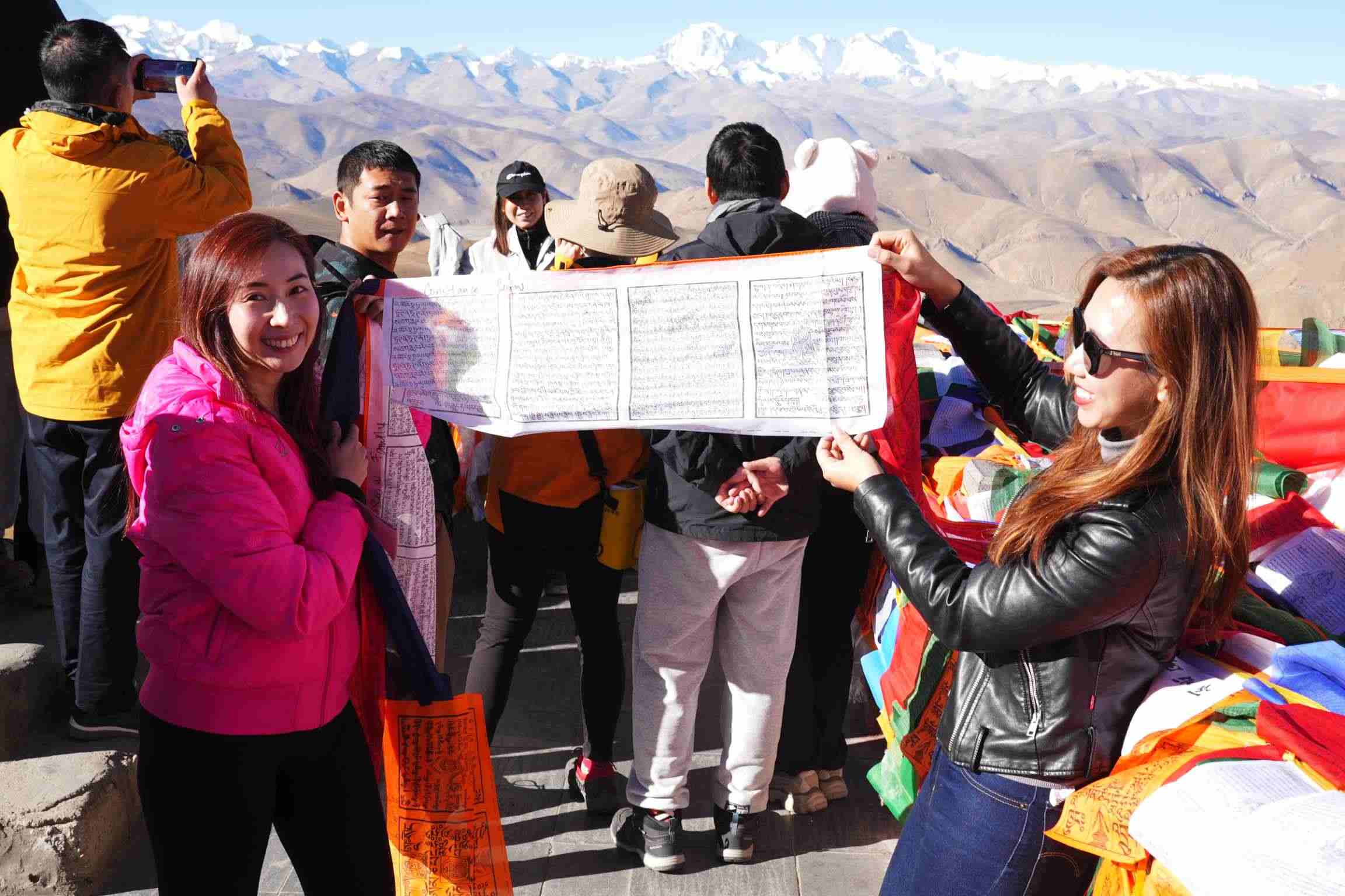 Tibet Tours from Malaysia: Lhasa, Everest Base Camp & Mount Kailash