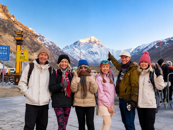 15-Day Mount Kailash Kora Tour: Lhasa, Everest Base Camp, Lake Manasarovar & Ngari