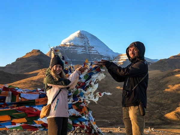 15-Day Mount Kailash Kora Tour: Lhasa, Everest Base Camp, Lake Manasarovar & Ngari