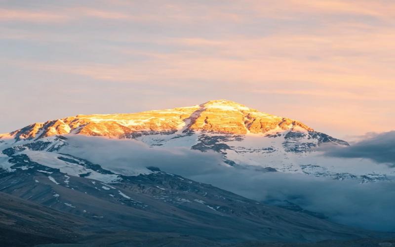 Tibet 8-Day Deep Exploration: Visit Nyingchi Lhasa, Yamdrok Lake & Namtso Lake