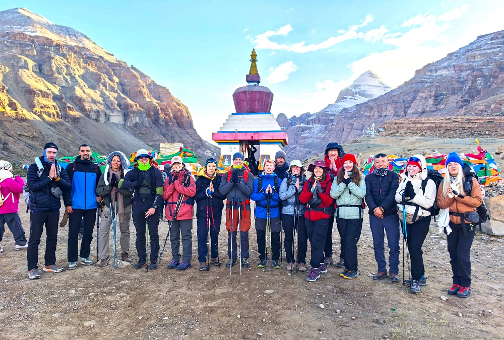 15-Day Mount Kailash Kora Tour: Lhasa, Everest Base Camp, Lake Manasarovar & Ngari