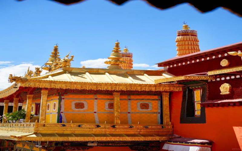 11-Day Classic Tibet Tour: Lhasa, Everest Base Camp & Nyingchi