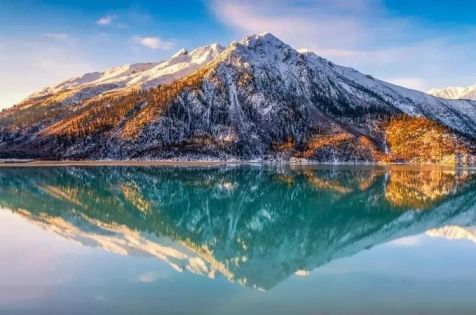 8-Day Tibet Winter Blue Ice & Glacier Tour: Lhasa, Nyingchi, Ranwu Lake & Laigu Glacier