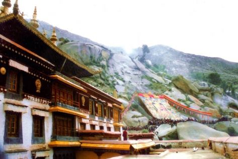 Tibet’s Shoton Festival: A Captivating August Cultural Miracle Worth Every Breath