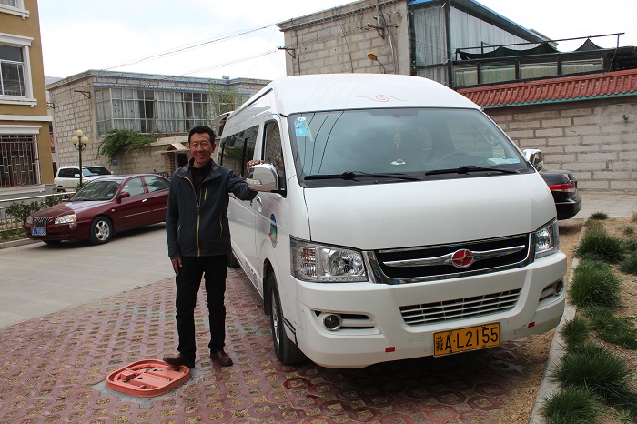 Drivers from Tibet Yulong
