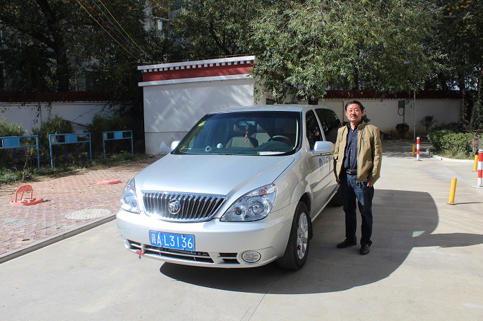 Drivers from Tibet Yulong