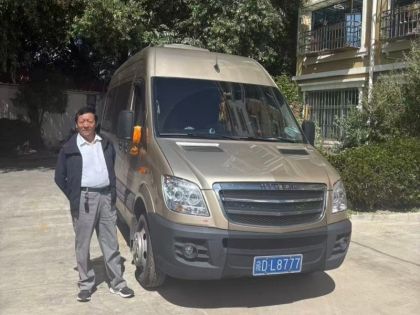 Meet Tibet Yulong Experienced Tibet Tour Drivers