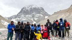 13 Days Tibet Mount Kailash Pilgrimage Tour: Lhasa, Everest Base Camp & Sacred Lakes