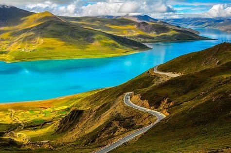Step into a Golden Himalayan Fairytale: Tibet Autumn Travel Guide, Highlights & Itinerary