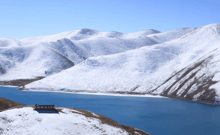 Yamdrok in Winter