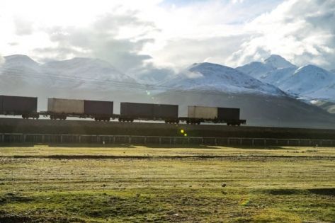 Riding on the Roof of the World: Qinghai-Tibet Railway Stations and Unmissable Scenic Highlights