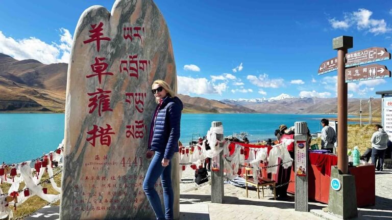 Guests at Yamdrok Lake