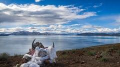 The Mysterious Dark Sapphire: Exploring Lake Rakshastal on G219