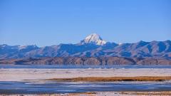 Exploring Sacred Lake Manasarovar on the Xinjiang-Tibet Highway (G219)