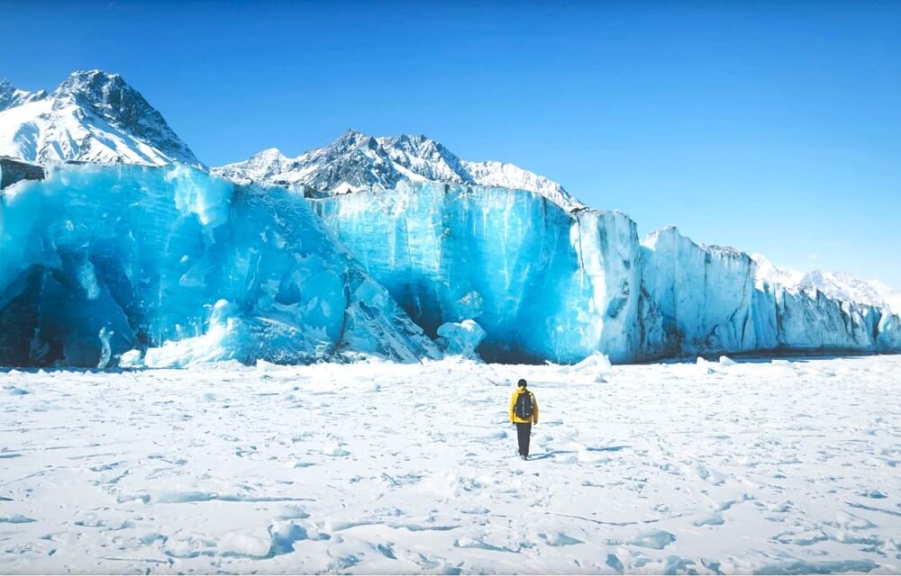 Tibet Winter Blue Ice Lake Tour: Ultimate Guide to Tibet’s Frozen Blue Wonderland