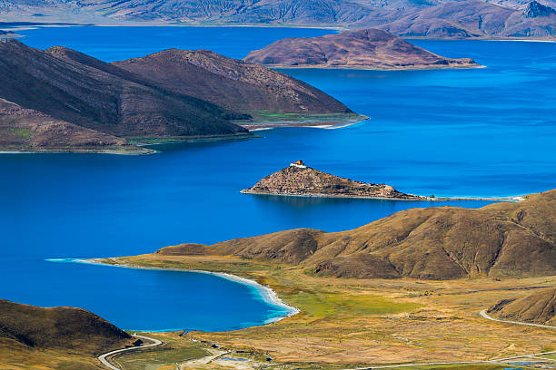 Panoramic landscape of Yamdrok 