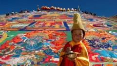 Local Tibetan Festival Observance: How Foreign Visitors Can Respectfully Participate