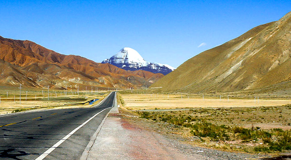 Mount Kailash Lake Mansarovar Tour via Lhasa Tibet