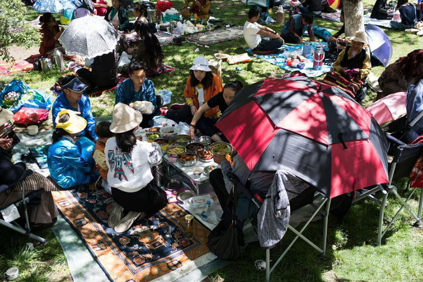 Tibetans Enjoying Linka