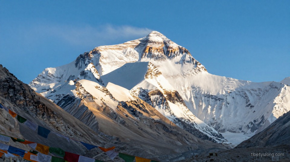 Best Month to See Mount Everest Clearly from Base Camp: A Complete Guide