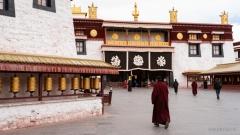 Cultural Tibet Tour: How to Explore Authentic Tibetan Culture