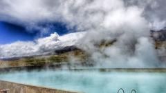 Natural Hot Spring Bathing Spots in Tibet: A Complete Guide